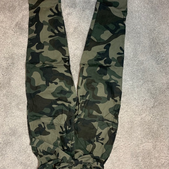 Camo pant! - Picture 1 of 1
